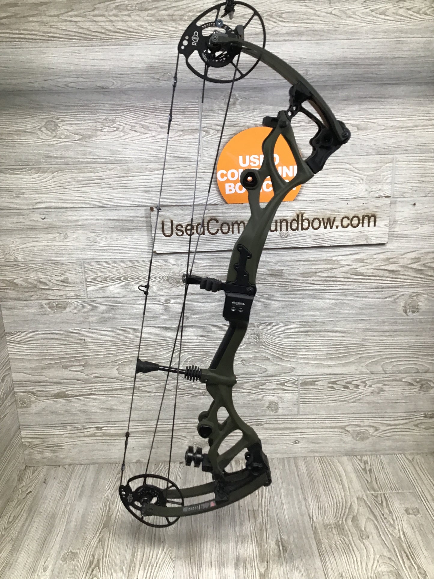 Bowtech Carbon One X 60-70# Right Hand OD Green