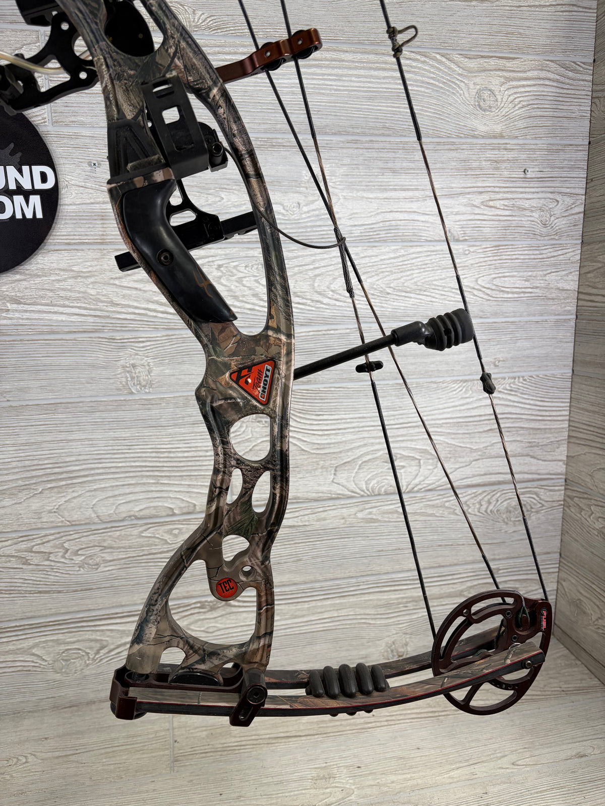 Used Hoyt Rampage XT RH PKG 29" 50-60lbs