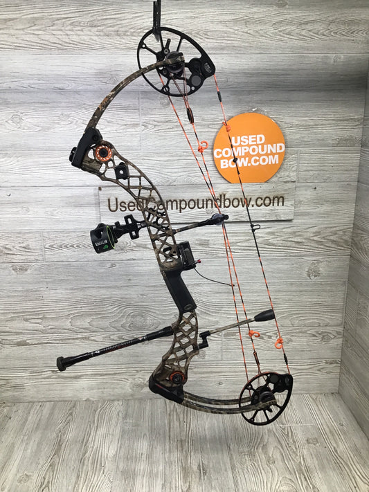 Used Mathews Chill 28/70 lost camo Package Right Handed