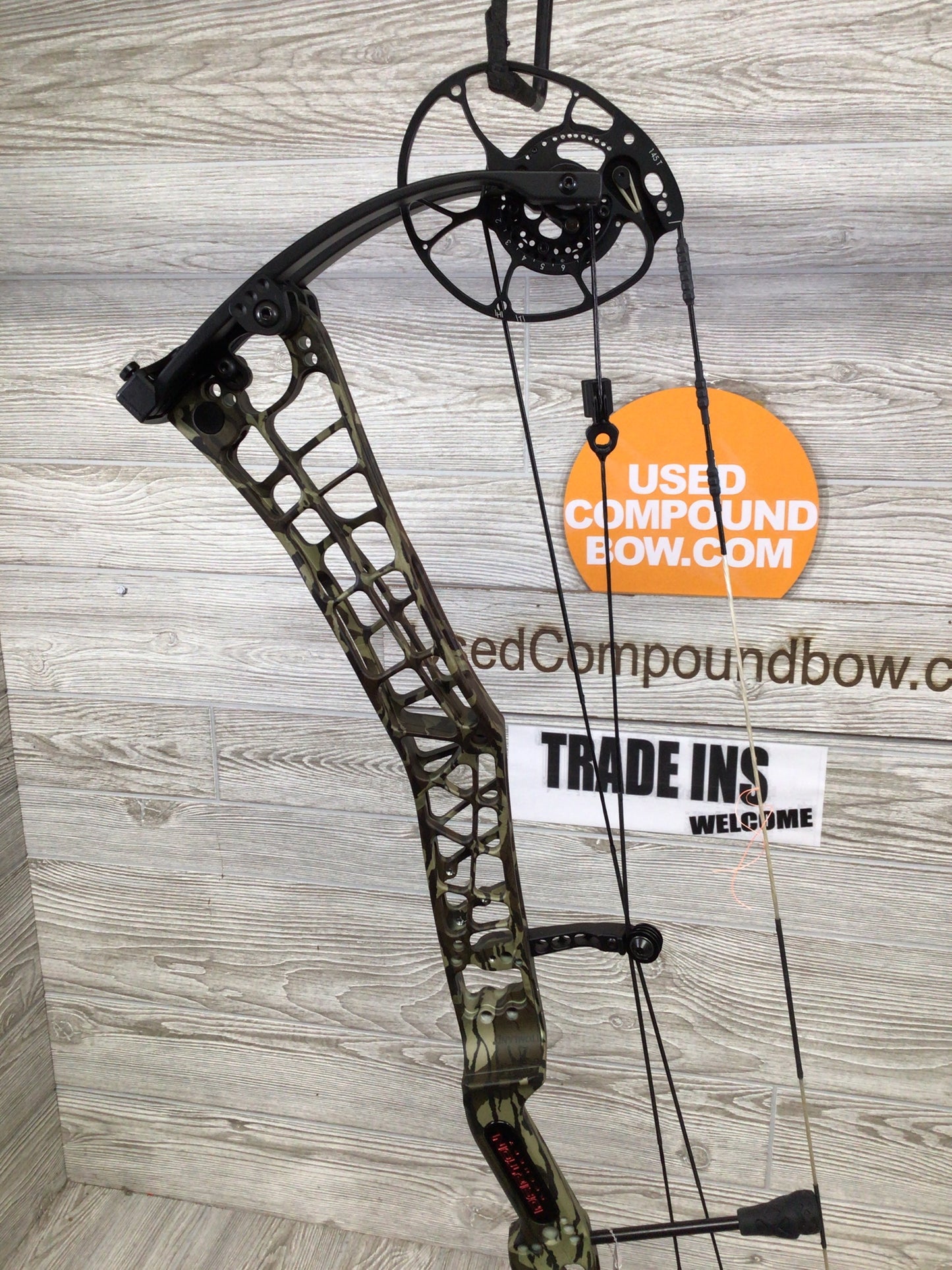 Darton Sequel 35 ST2 Right Handed 60-70# Bottomlands