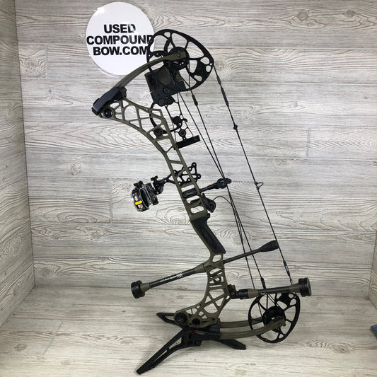 Used Mathews VXR 28 Ambush Green Bow Right Hand pkg loaded