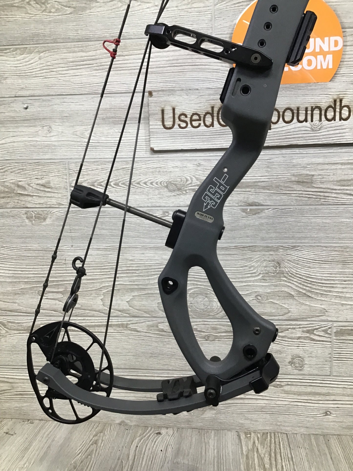 Used PSE Mach 30 DS Charcoal Right Handed 24.5-30" 60/70#