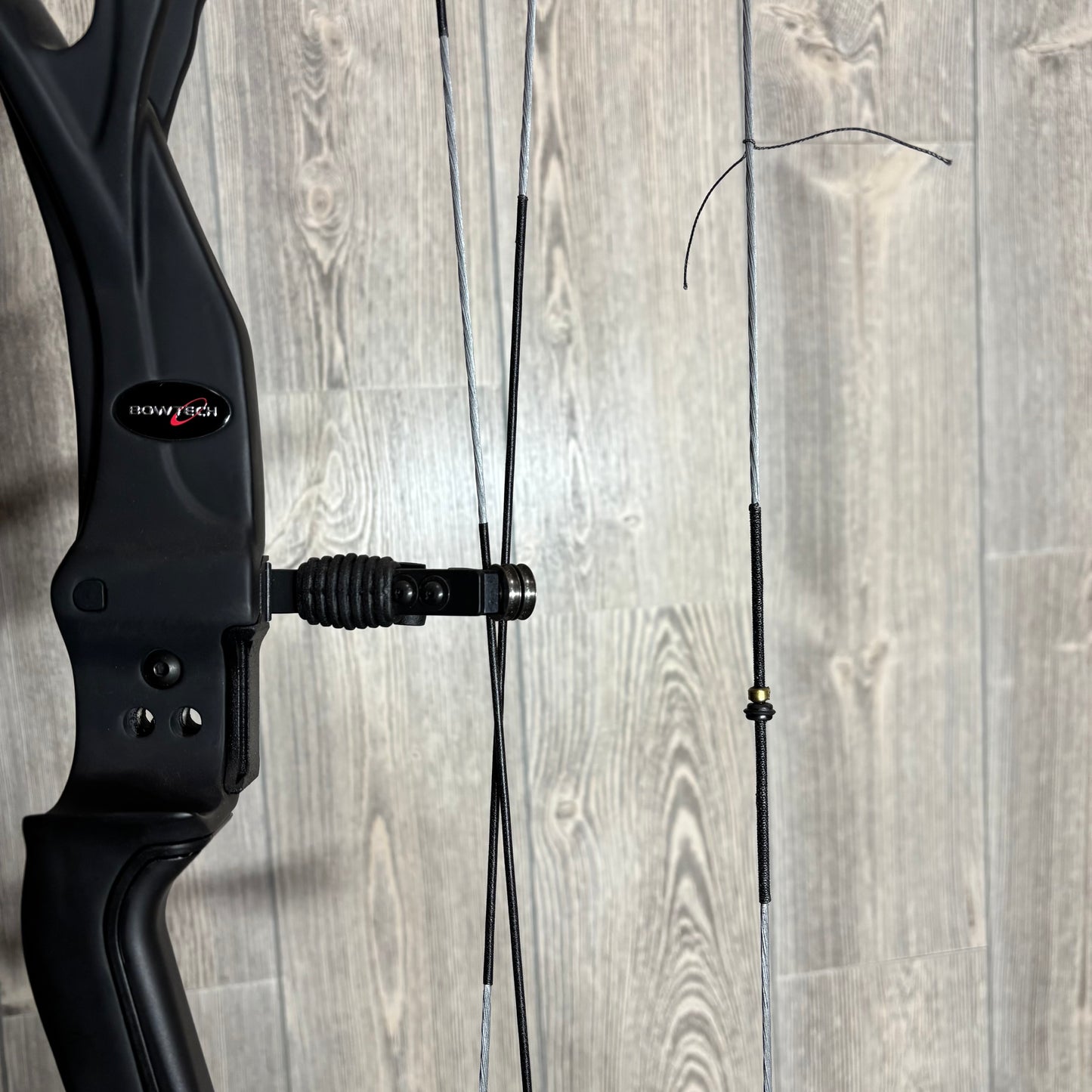 Bowtech Carbon One X 60-70# RH Black