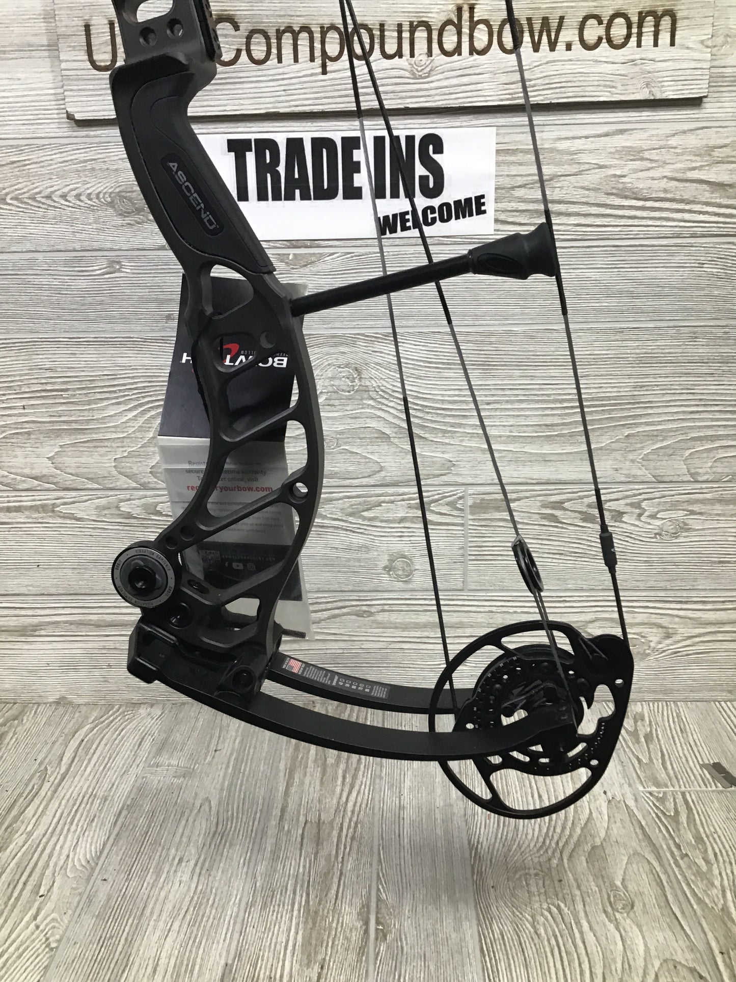 Bowtech Ascend Right Hand stealth grey 70#
