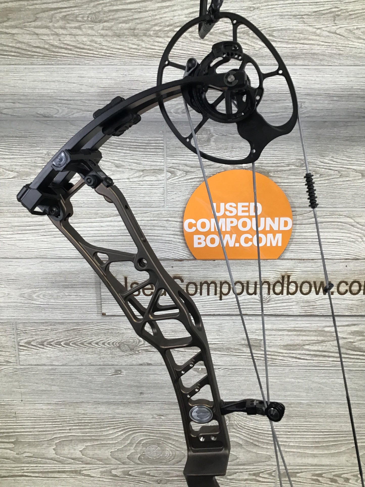 Elite Ethos Midnight Copper Right Handed 60-70lb