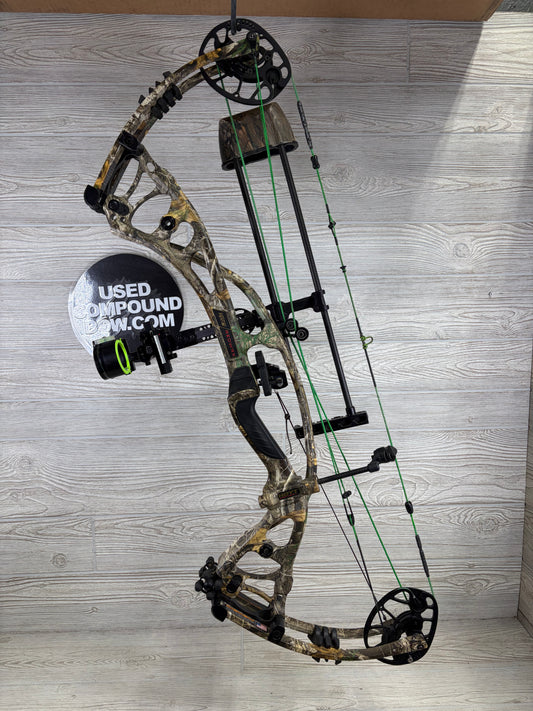 Used Hoyt Carbon RX-3 Ultra 70-80# 27-30" Realtree Right Handed Pkg