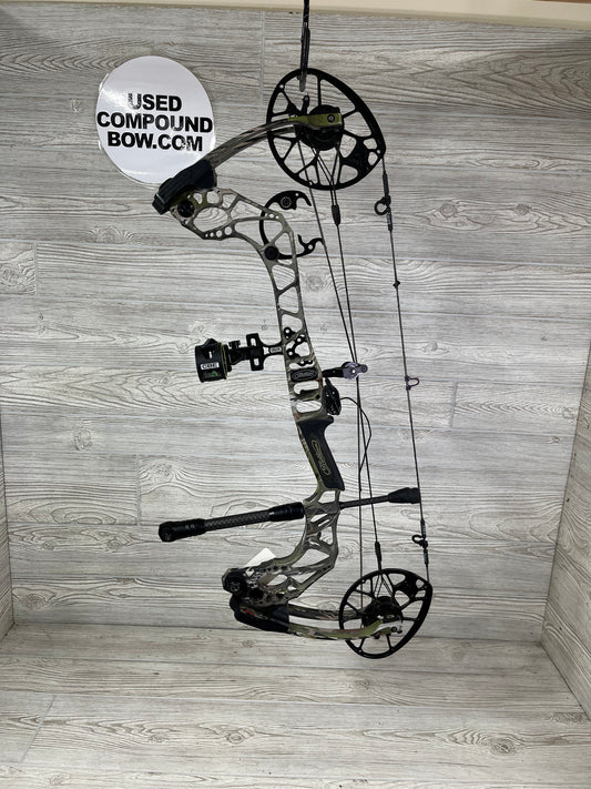 Mathews TX-5 RH 28.5" 70lb UA Forest Camo Bow PKG
