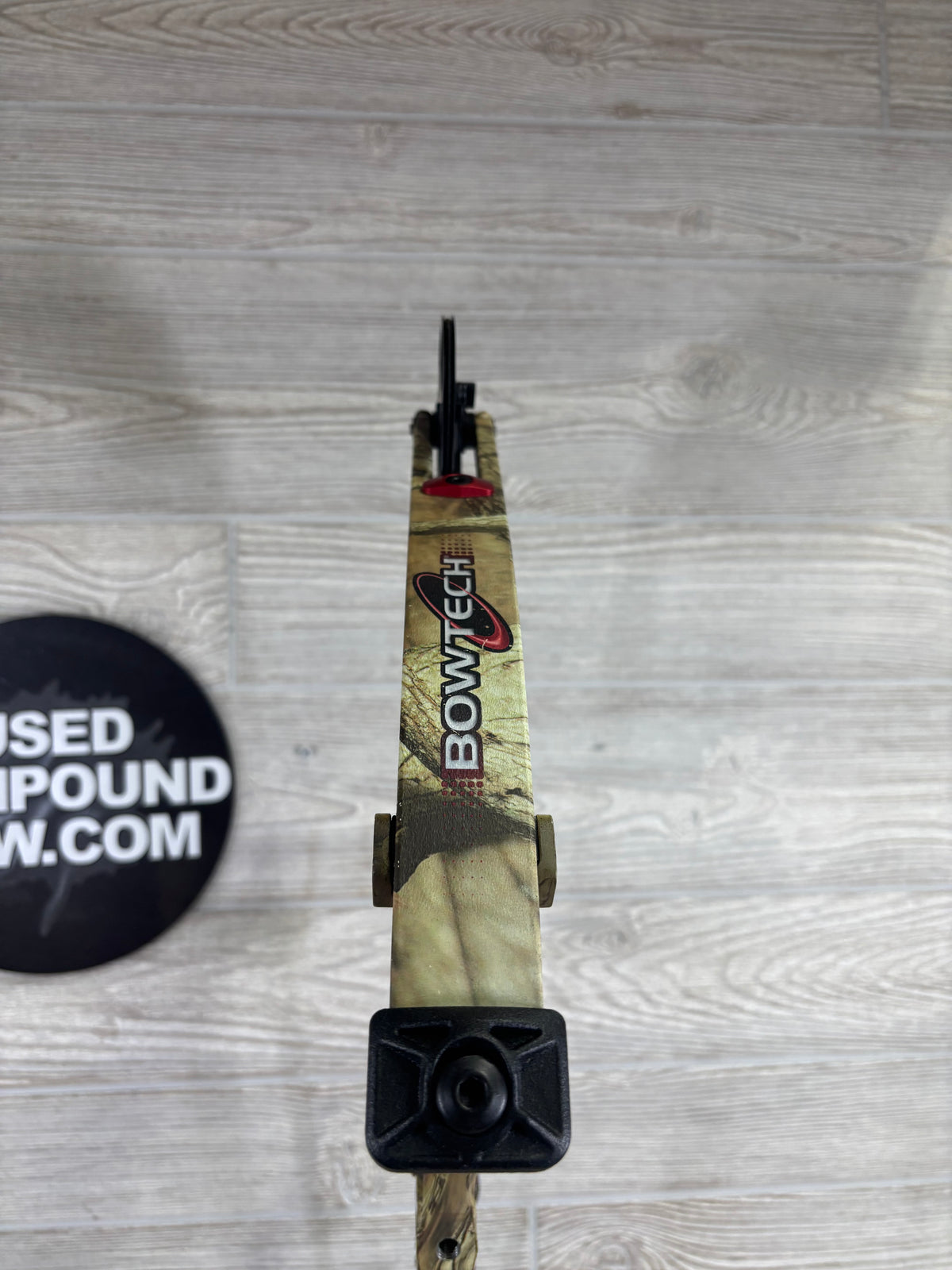 Bowtech Fuel Right Hand 18-30" 30-70lbs Camo