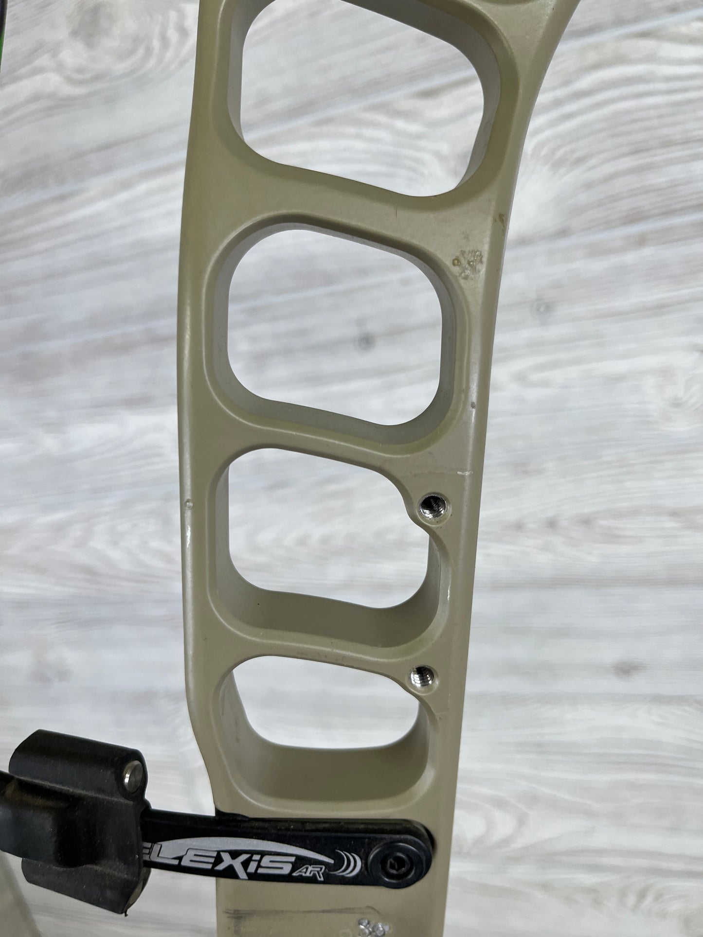 Prime Logic CT3 60-70# Right handed Tundra Riser/Subalpine Limbs