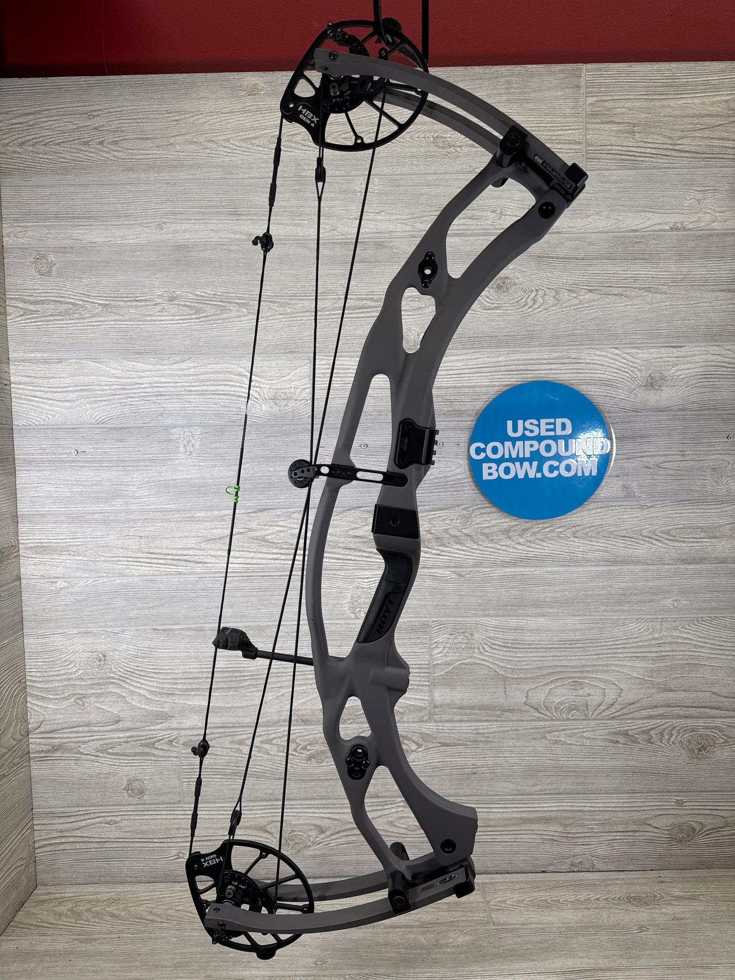 Hoyt RX-9 Ultra Right Handed 60-70# Tombstone 28.5/70