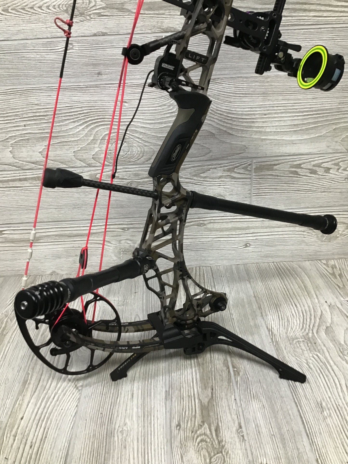 LOADED!! Used Mathews LIFT X 29.5 Left Hand Bottomland PKG