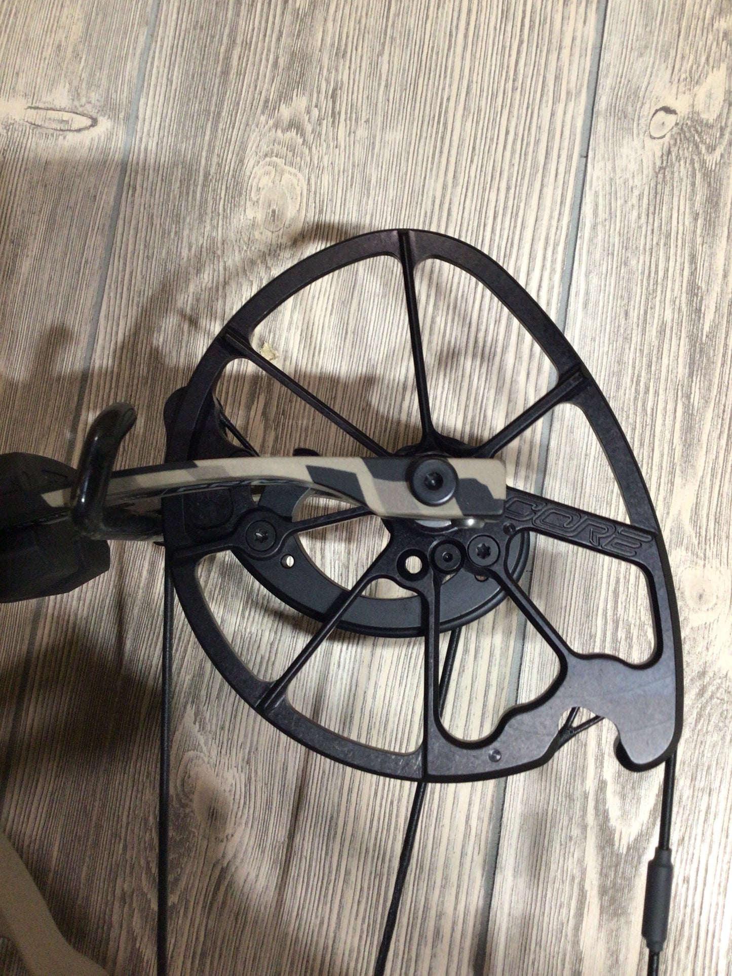 Prime Form 34 RH 70# 30.5" Ridge Rock