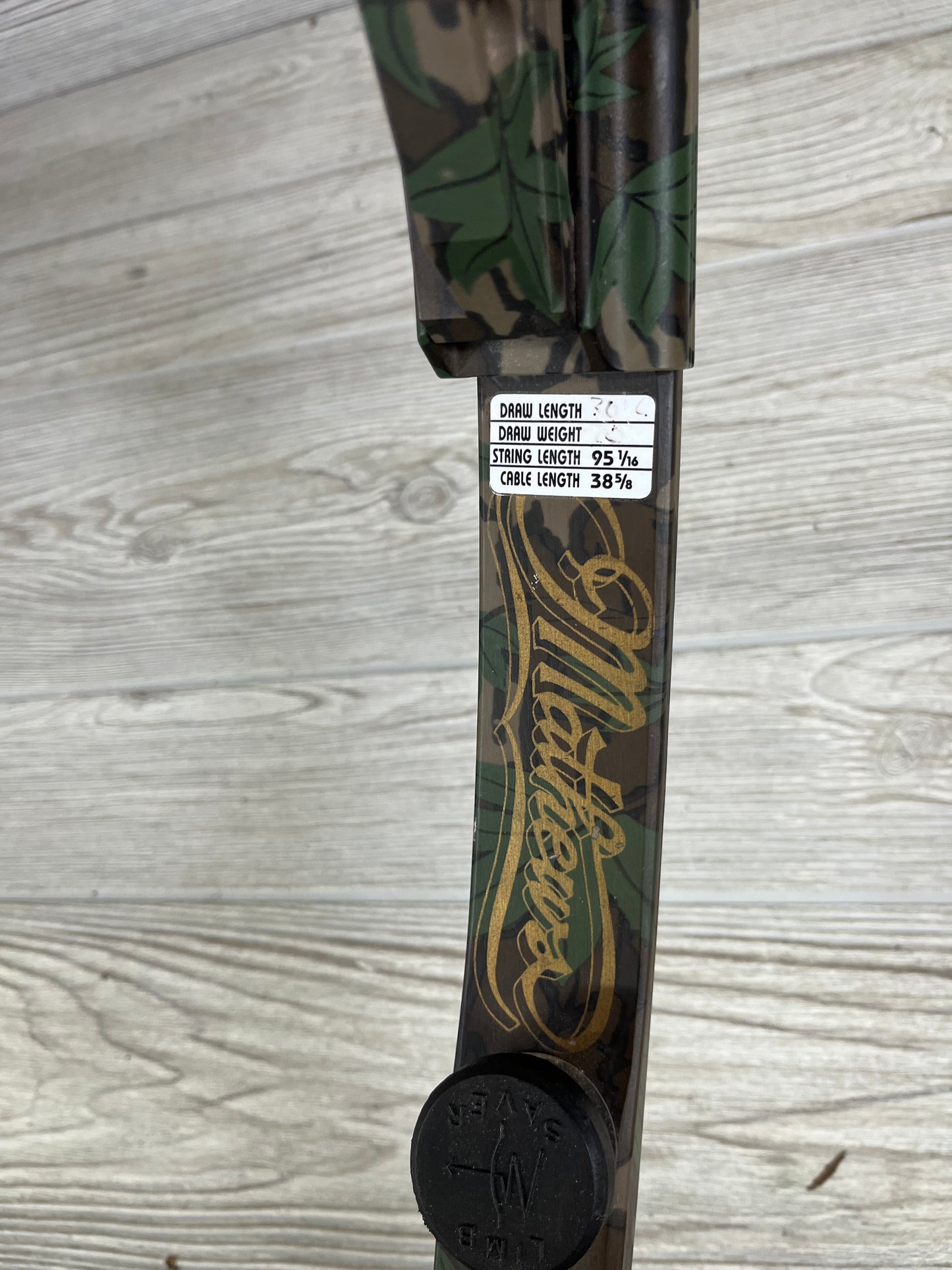 Used Mathews MQ1 30" 70lb Left Handed Bow