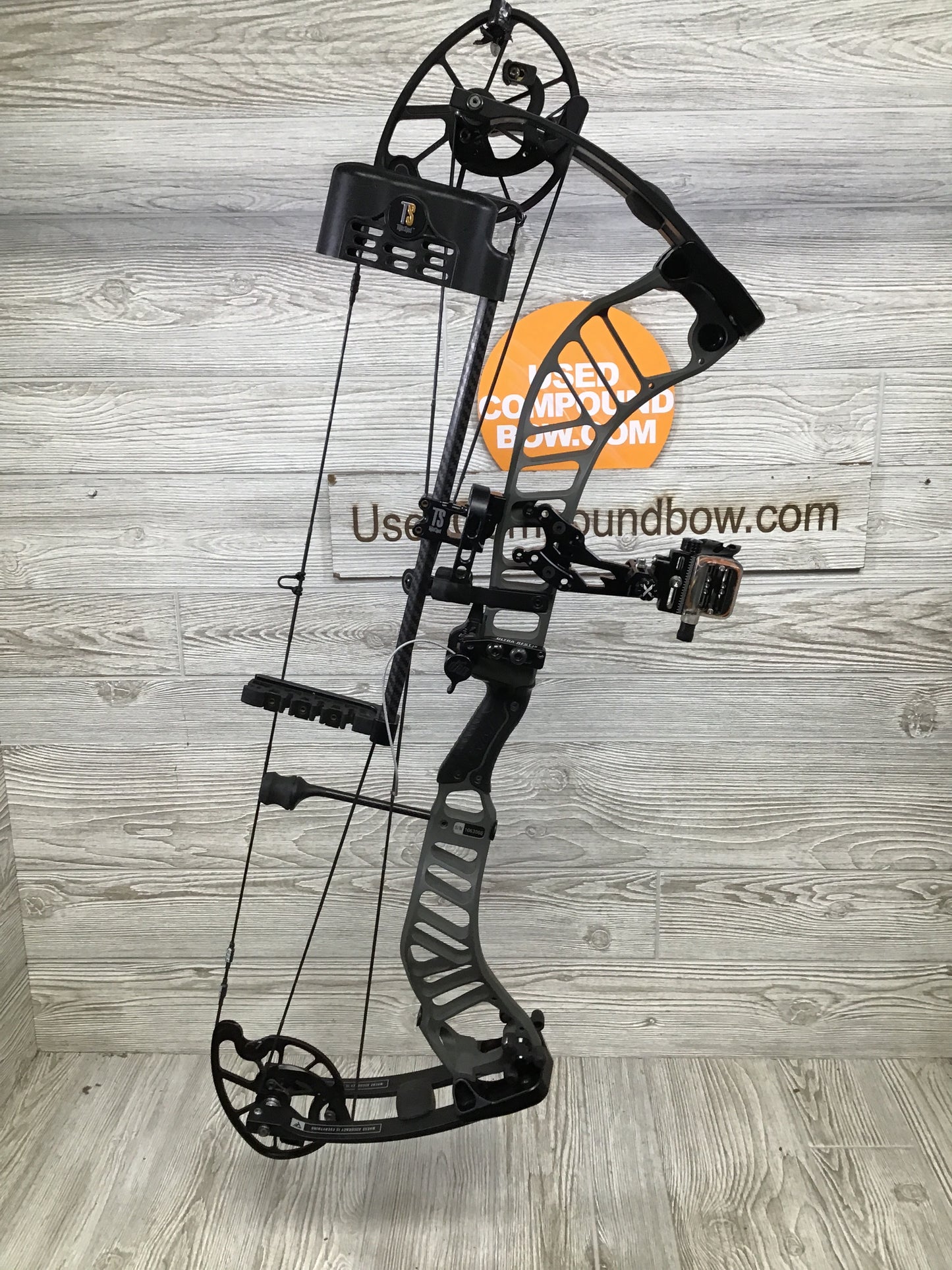 Used Prime RVX 32 Right Handed 70-80# Package