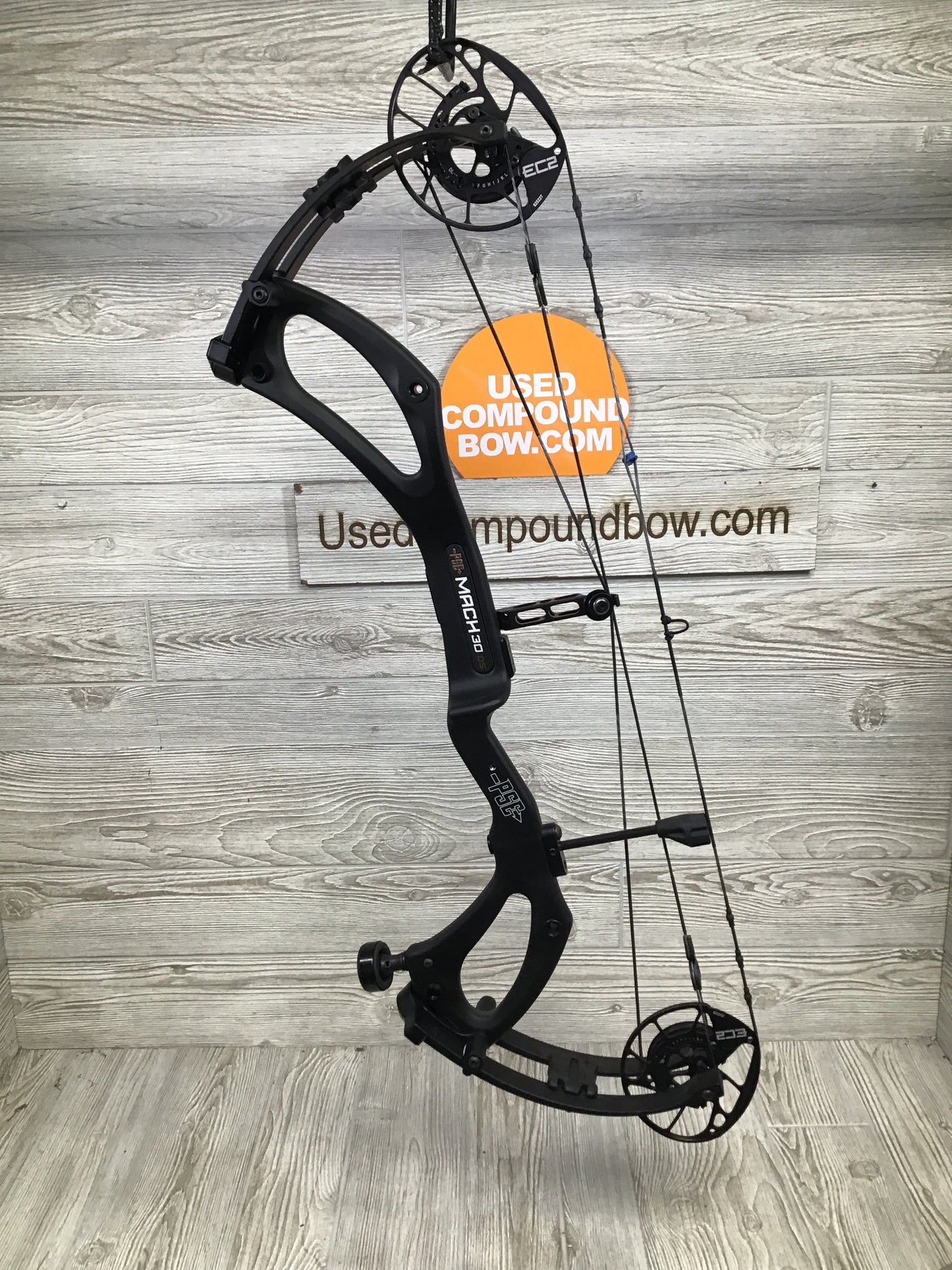 Used PSE Mach 30 DS Black Right Handed 24.5-30" 60/70#