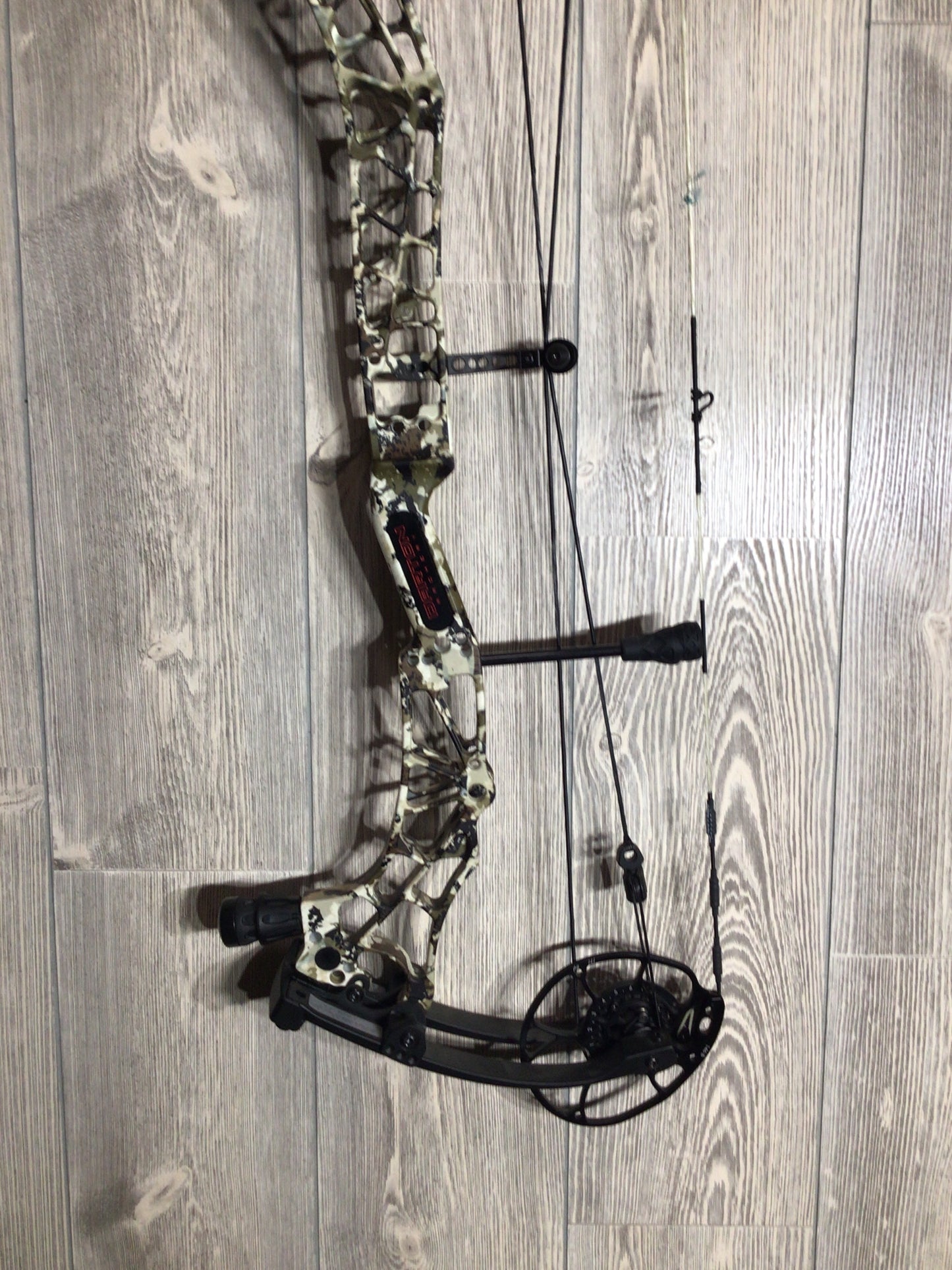 Darton Sequel 31 ST2 Right Handed 60# Kings Camo Bow