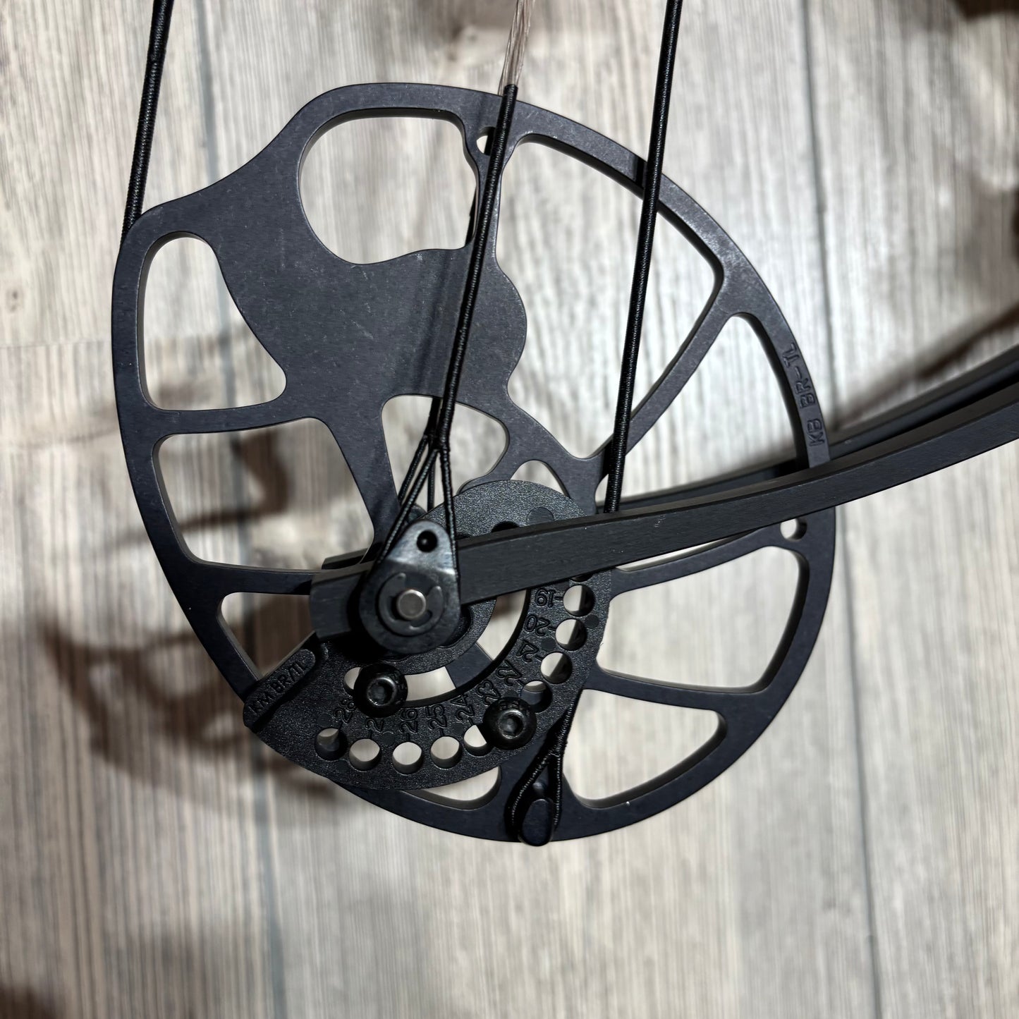 Hoyt Kobalt RH Realtree Bow 45#