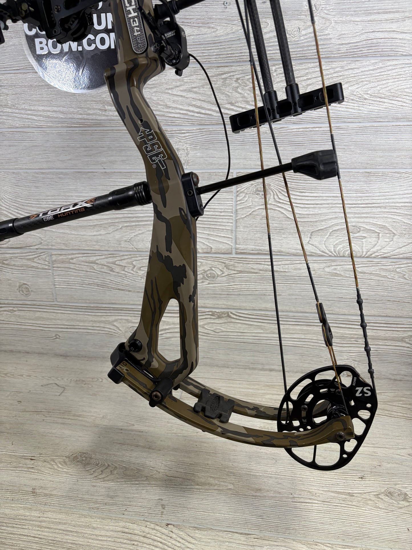 PSE Mach 34 DFC S2 Cam 26.5-30.5/70# Right Handed Bottomlands Pkg