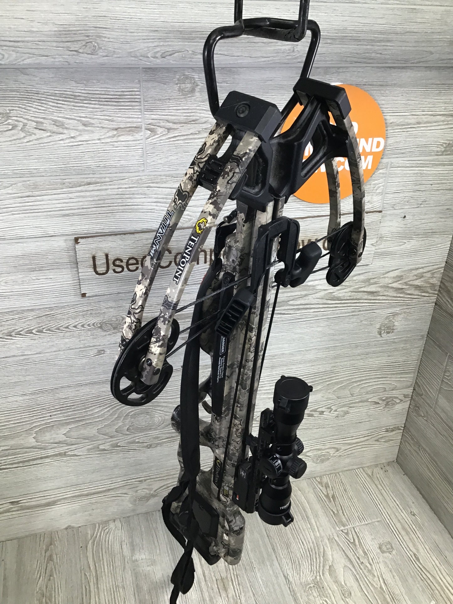 Used Tenpoint Titan M1 Crossbow