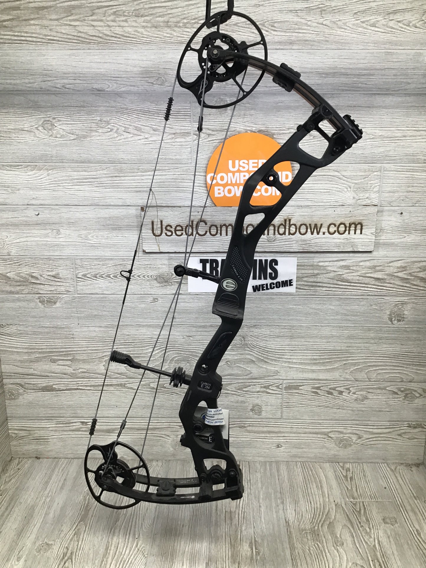 Elite Carbon Eon Black Left Hand 55-65lbs 25.5-31"