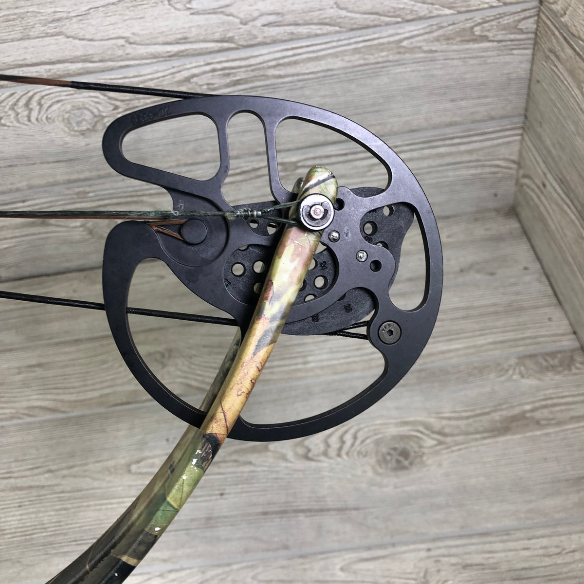 Bear Outbreak RH Hunt Package 16-30" cf