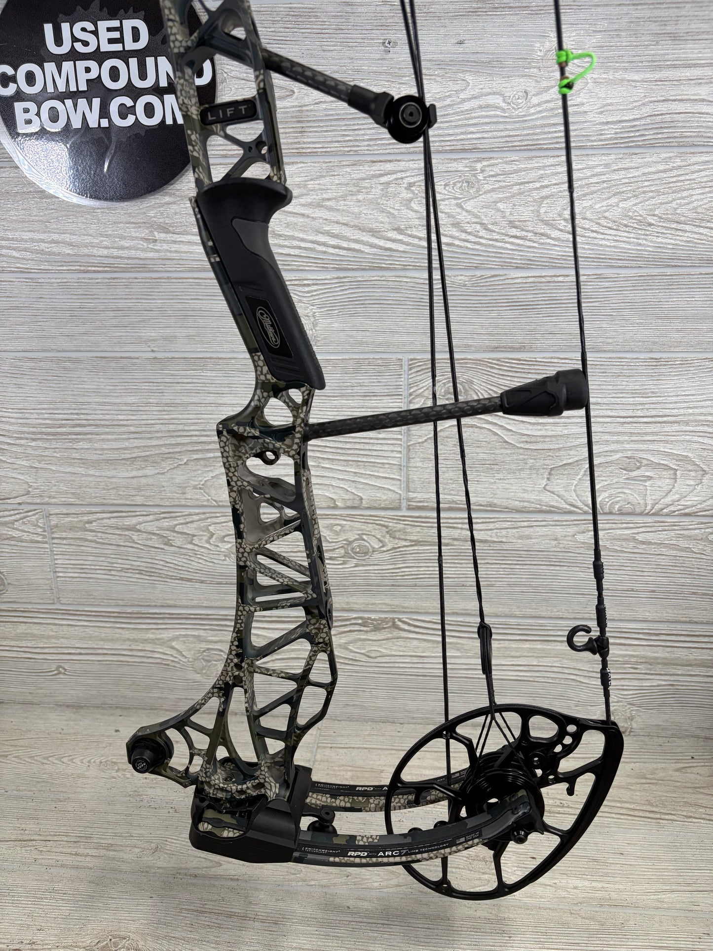 Used Mathews Lift X 33 Right Hand Kuiu Verde
