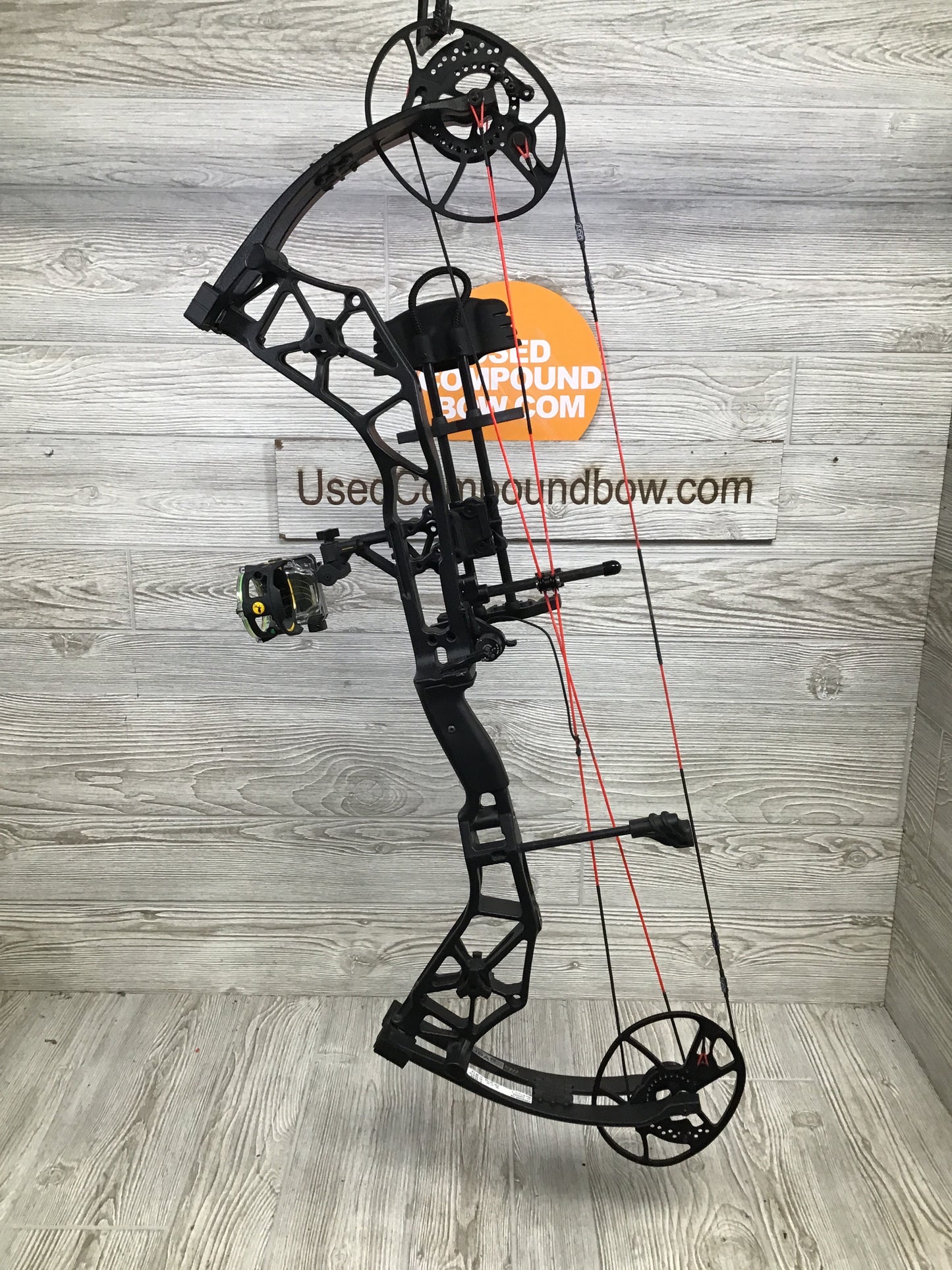 Used Bear Paradigm 55-70# Right Handed Black package