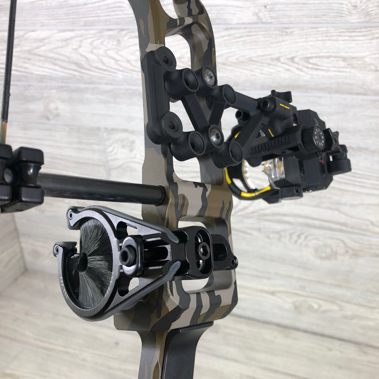 Used Mission Stryde RH bottomland 50-70# package