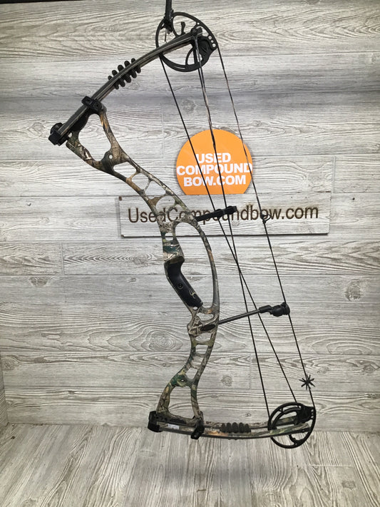Used Hoyt Maxxis 31 50-60# 29" Right handed realtree bow