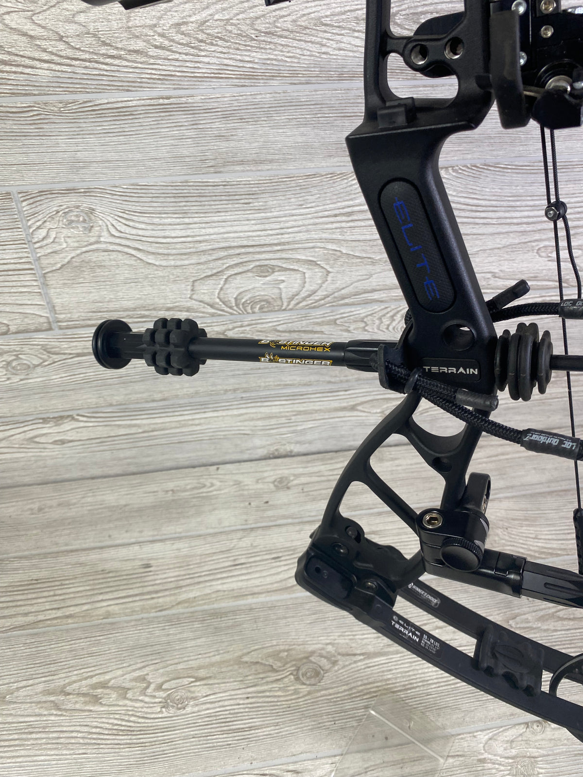 Used Elite Terrain RH Black 25.5-31.5" 55-70# Bow LOADED