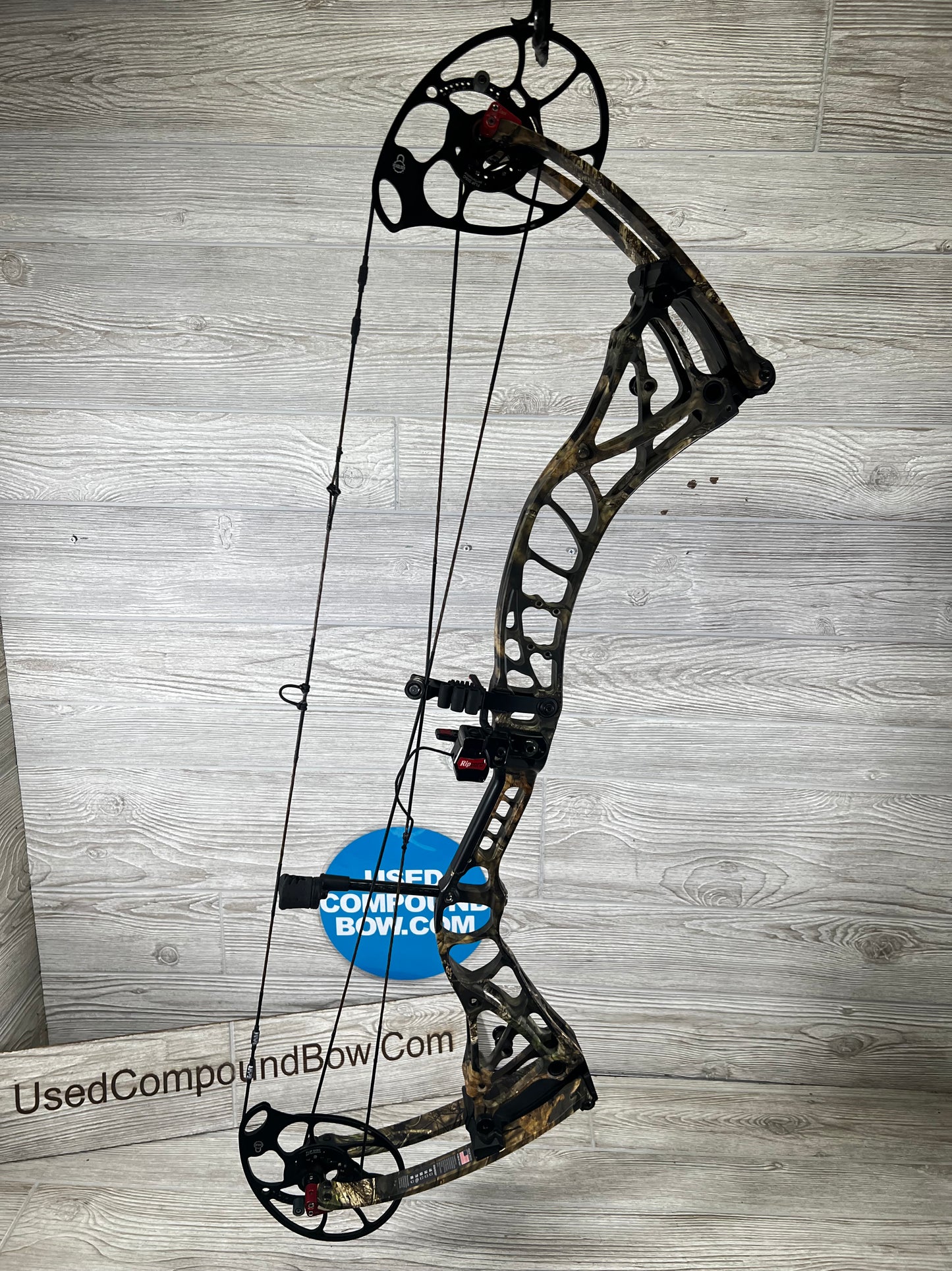 Used Bowtech SR350 Right Hand Mossy Oak Camo