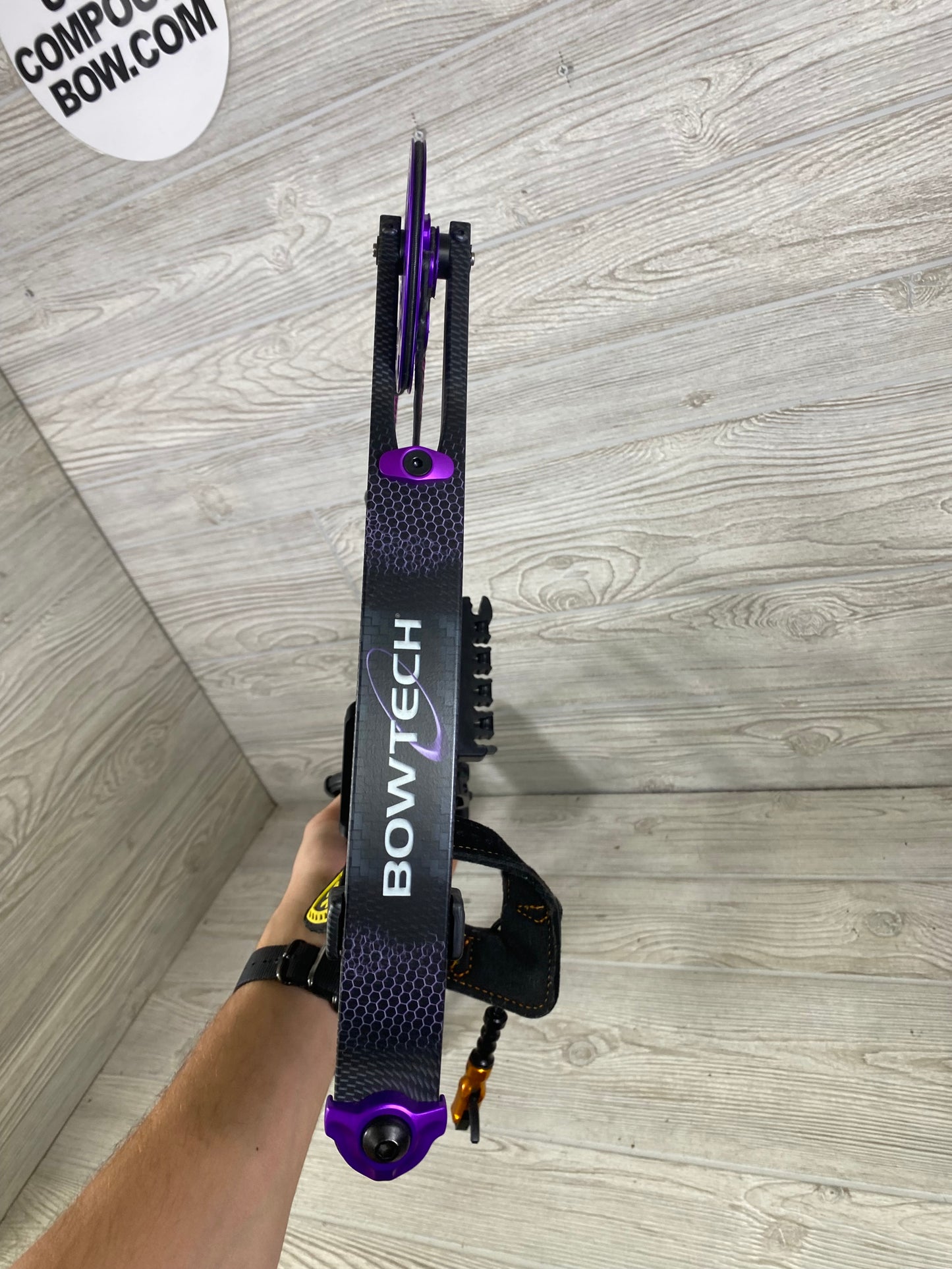 Used Bowtech Carbon Rose Right Handed Bow Pkg