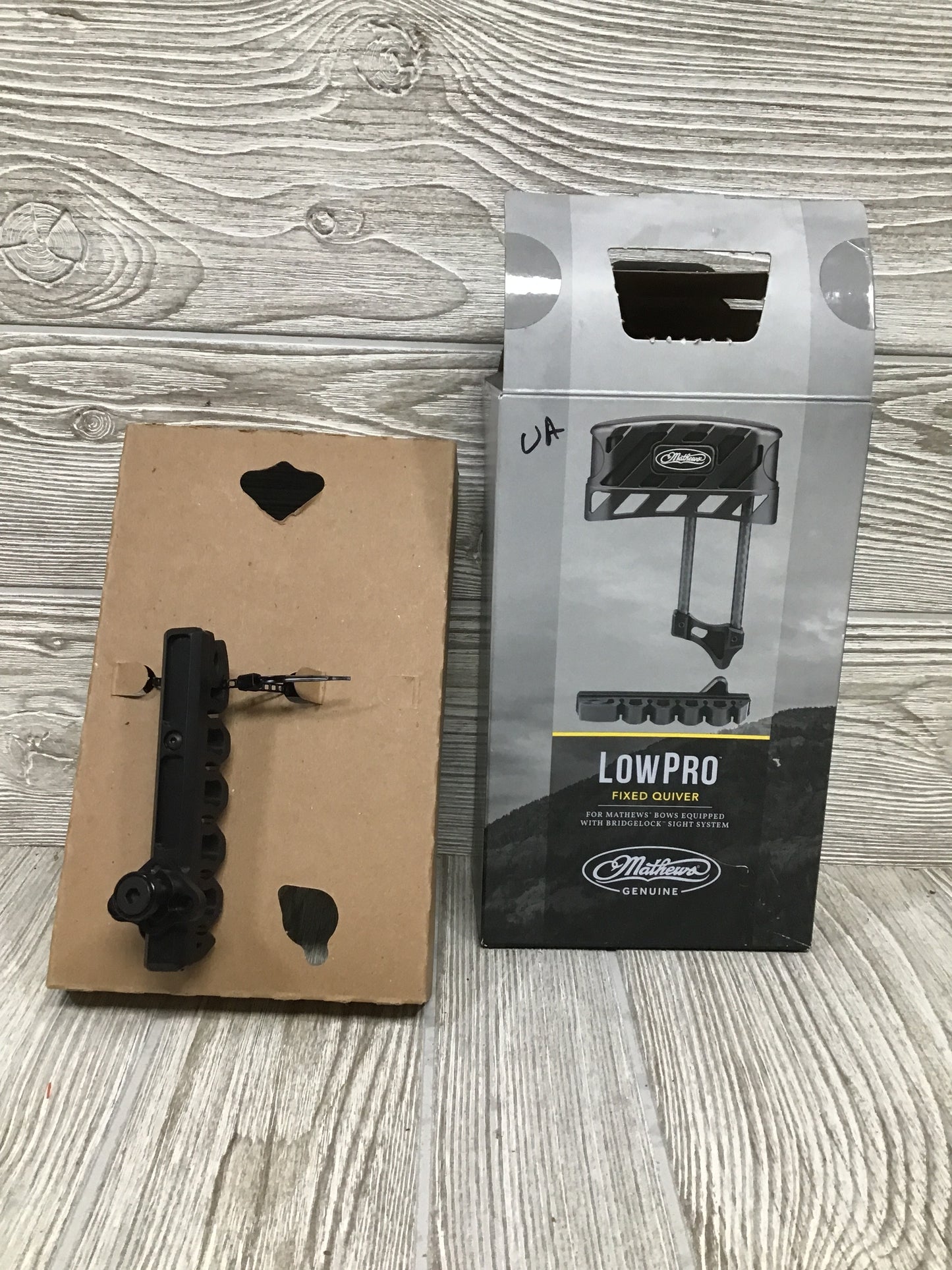 Mathews LowPro Fixed Quiver Under Armour Forest Right Hand