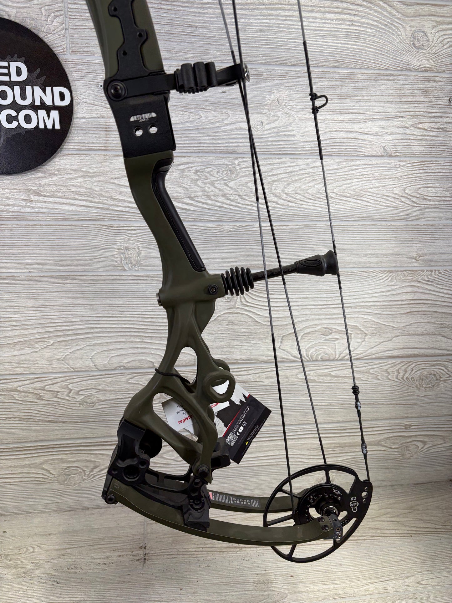Bowtech Carbon One X 60-70# LH OD Green New Bow