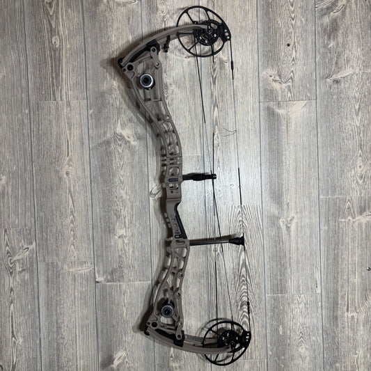 Bowtech Proven 34 LD RH Sandstone 70#