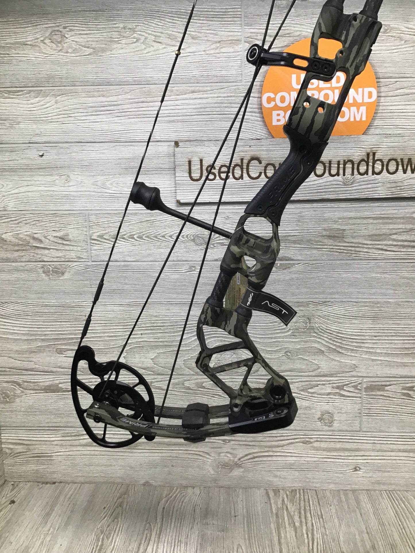 Prime Form 30 60-70 Mossy Oak Bottomlands 29" Right Handed