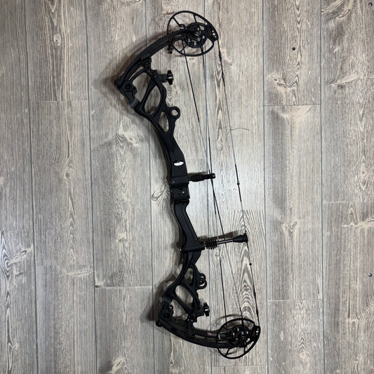 Bowtech Carbon One X 60-70# RH Black