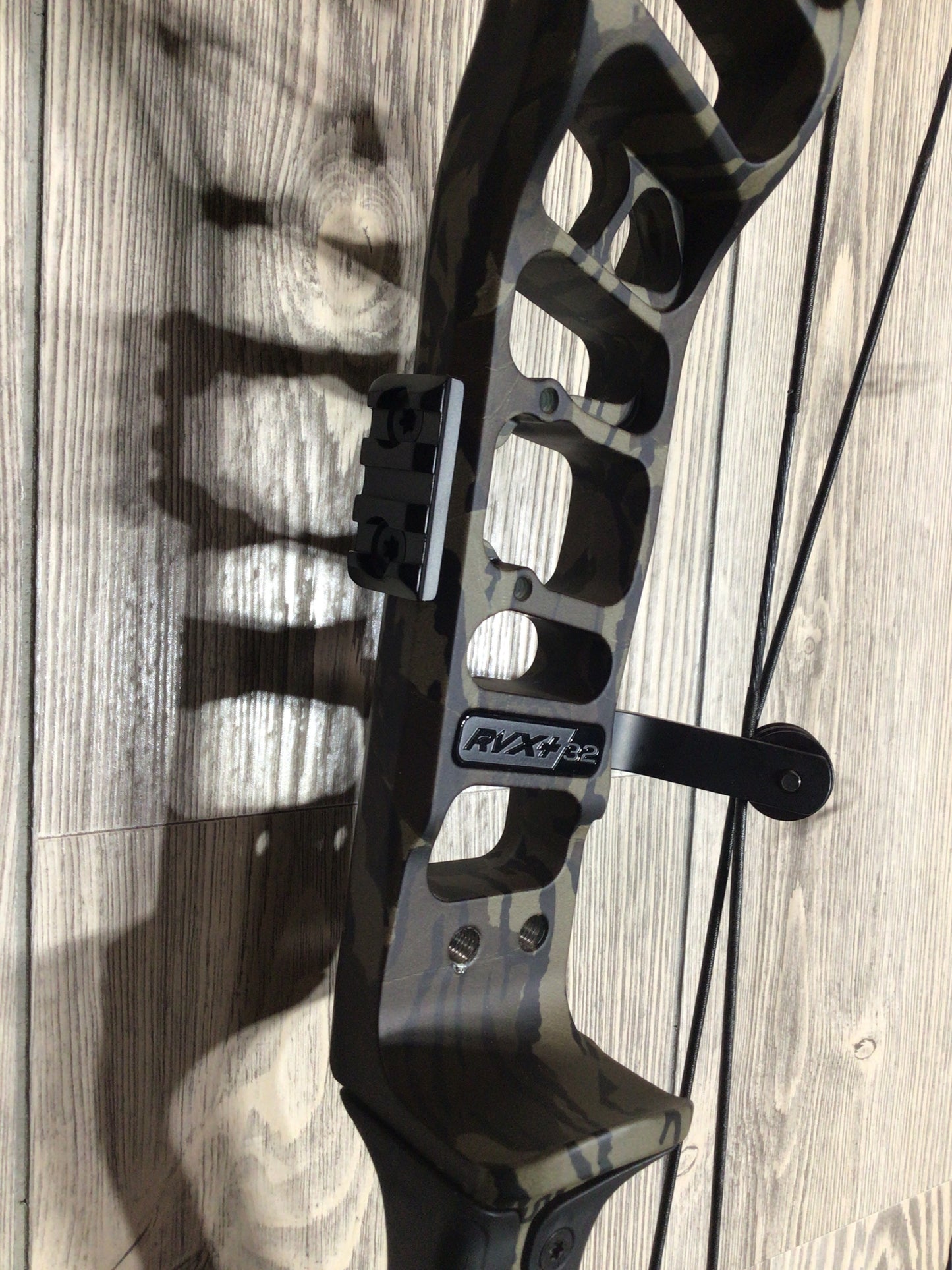 Used Prime RVX+ 32 Right Handed 70lbs Bottomland