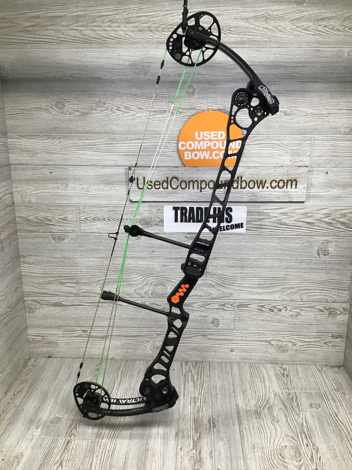 Used Mathews TRX 38 GEN 1 Black 70/28/80%