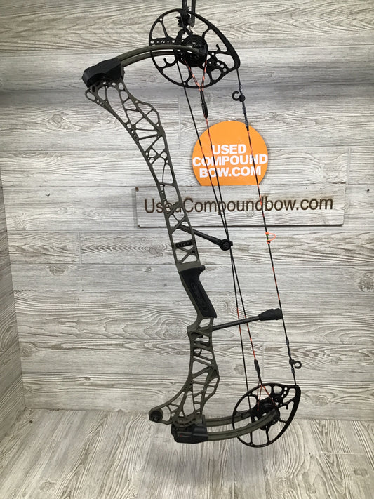 Used Mathews Lift 29.5 Green Ambush Right Handed 29/70#