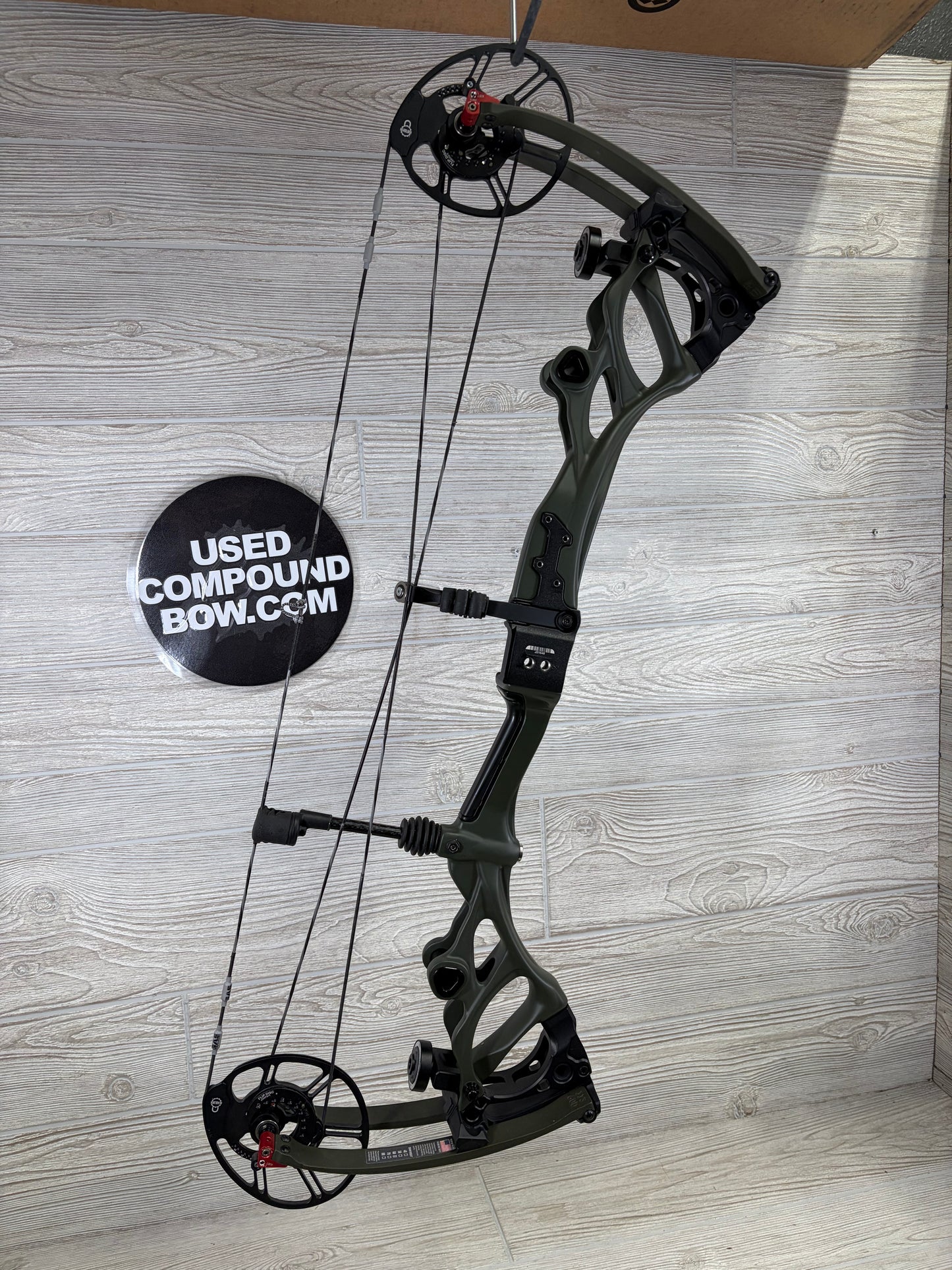 Bowtech Carbon One 50-60# Right Handed OD Green