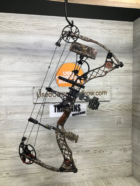 Used Mathews Z7 Right Hand 28" 70# Package