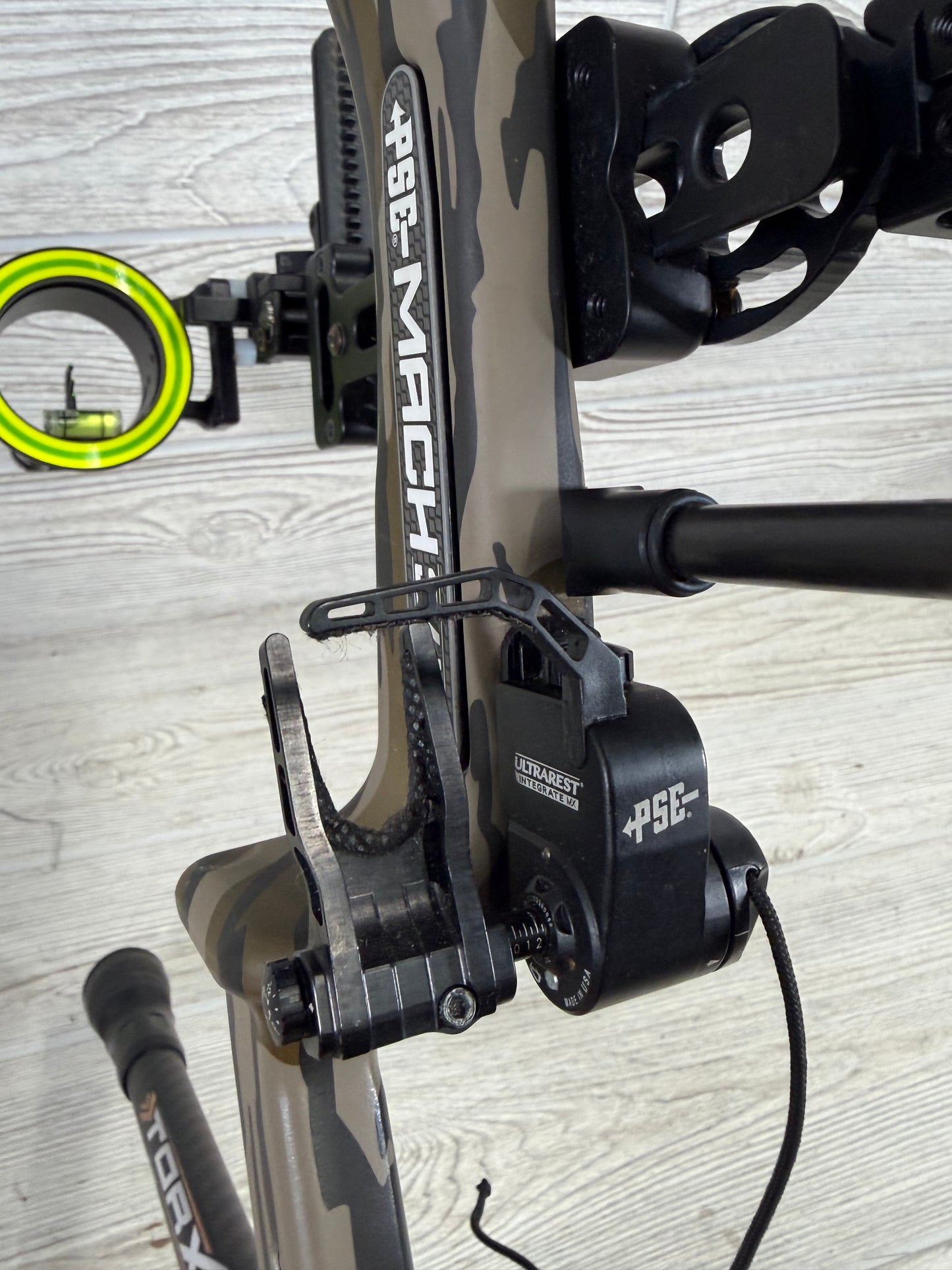 PSE Mach 34 DFC S2 Cam 26.5-30.5/70# Right Handed Bottomlands Pkg