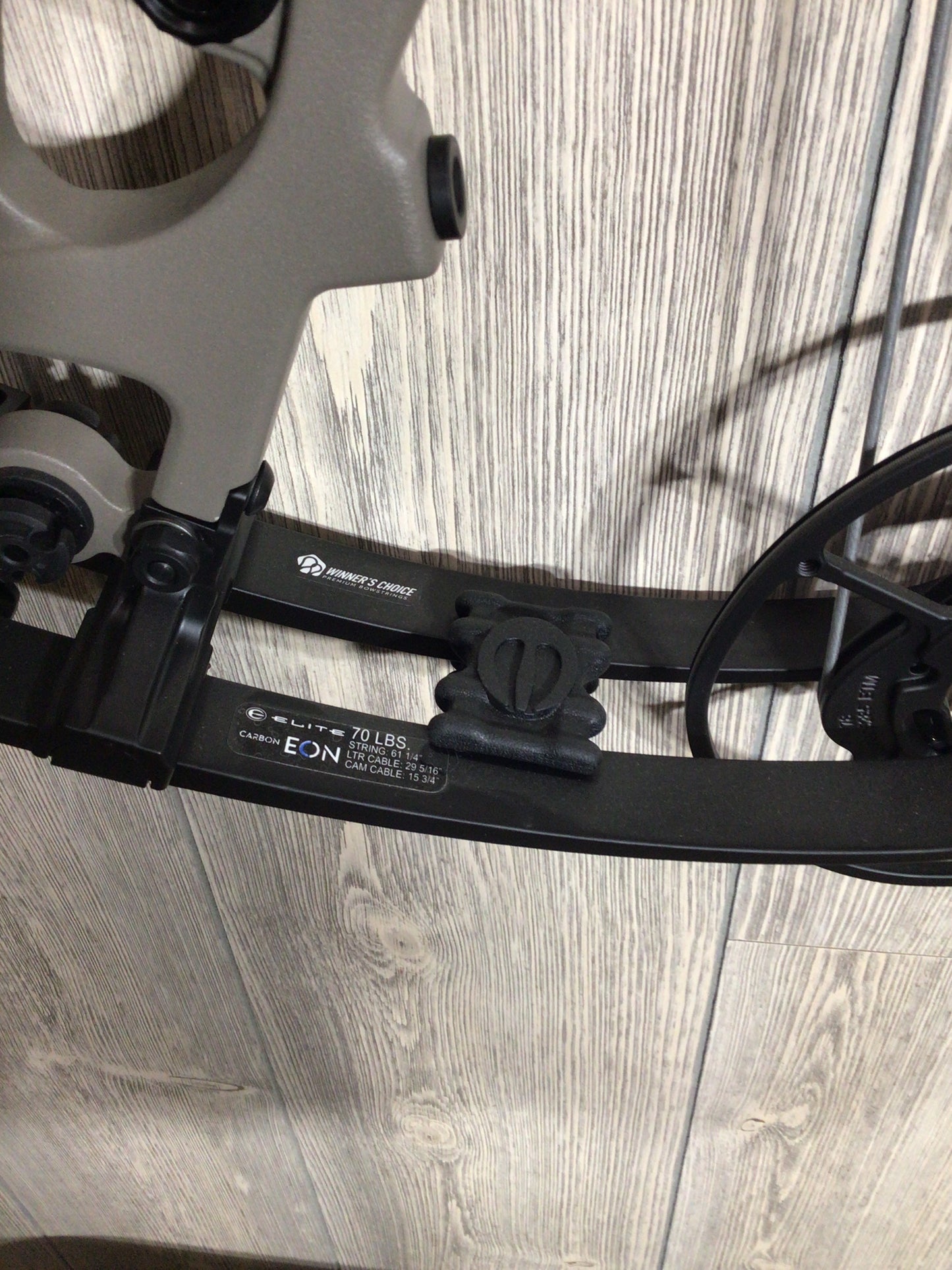 Used Elite Eon Carbon Sienna Brown RH 70lbs