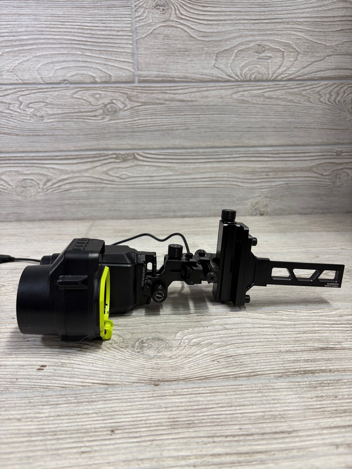 Used Garmin Xero A1i Pro Digital Bow Sight RH Bridgelock Sight