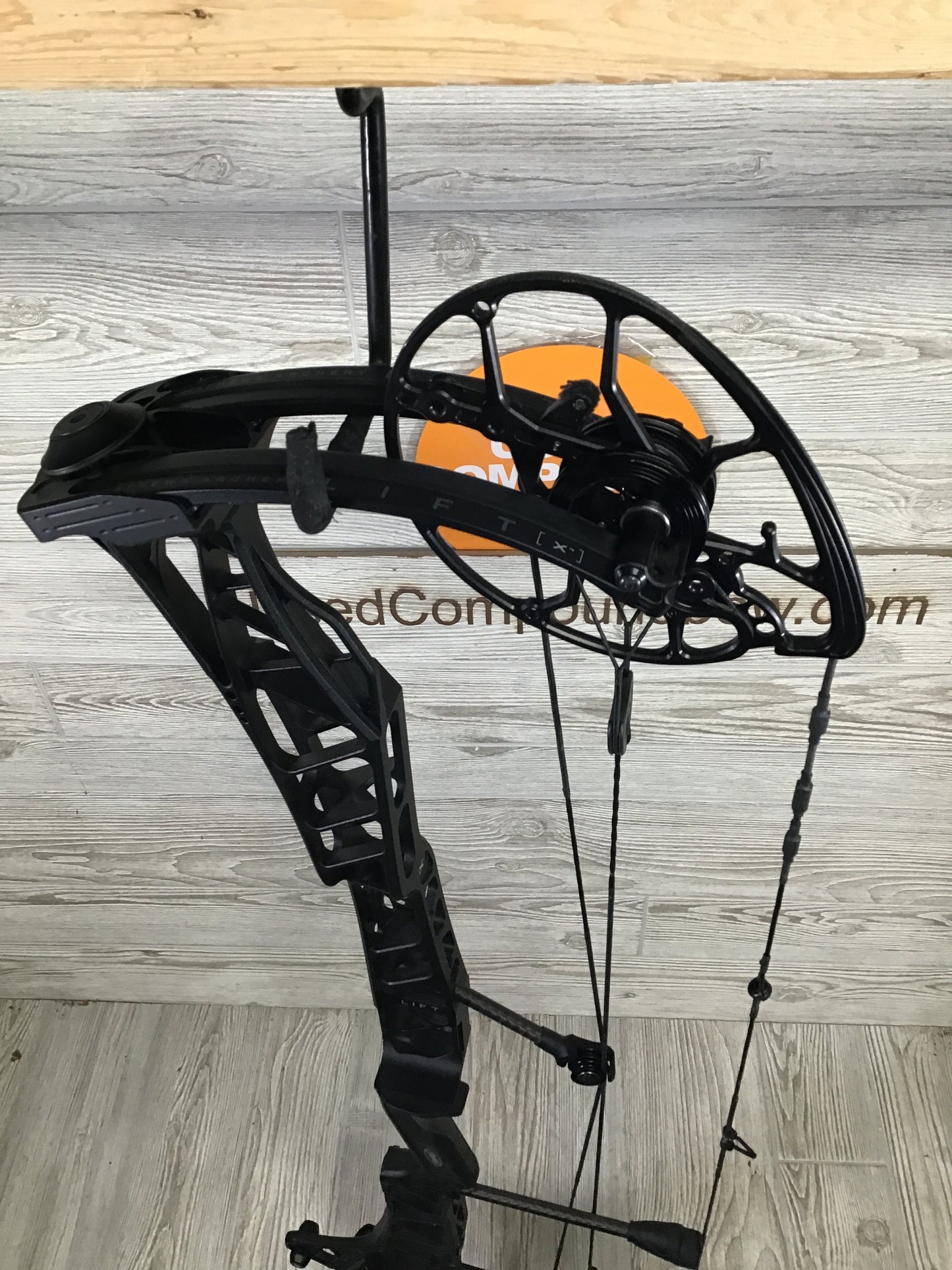 Used Mathews Lift X 33 RH Black 31/70/85