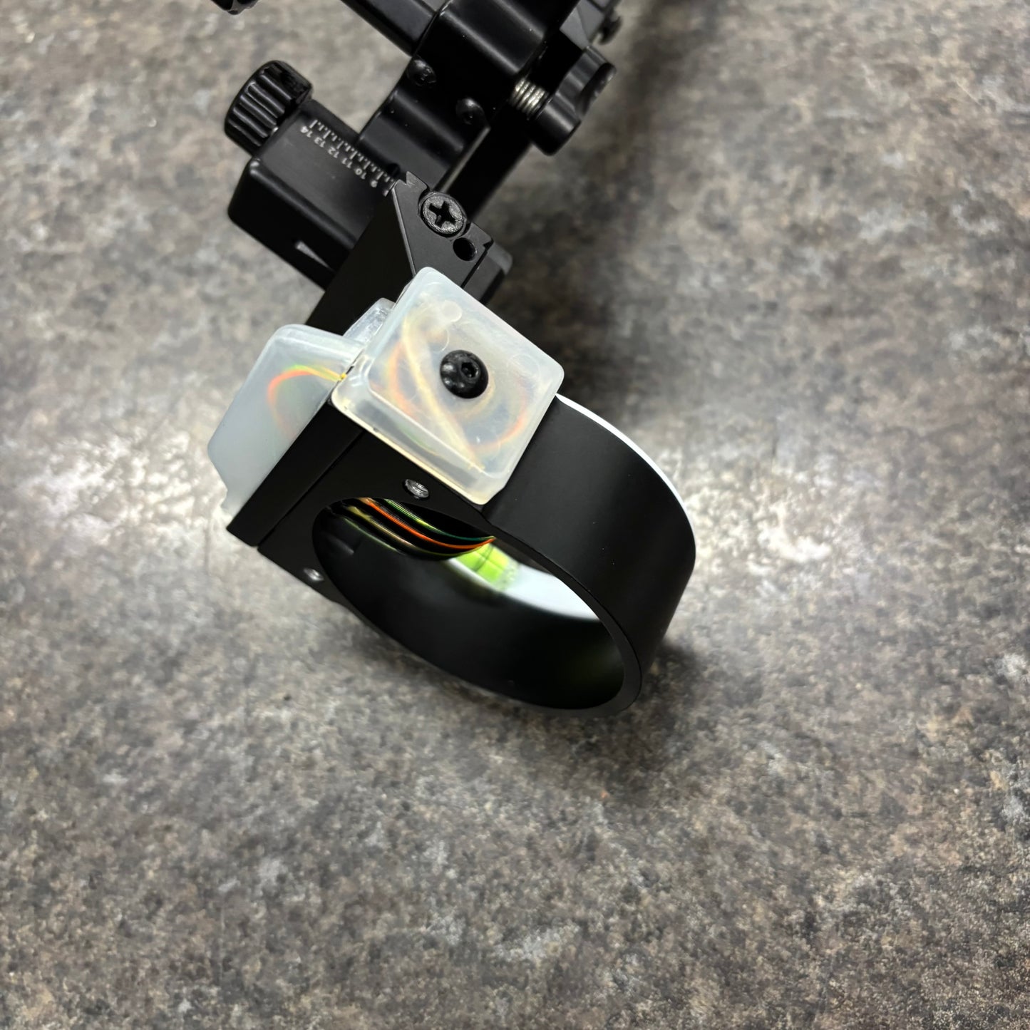 Black Gold Ascent Verdict Assault Bridge-Lock Mount RH 4 pin sight
