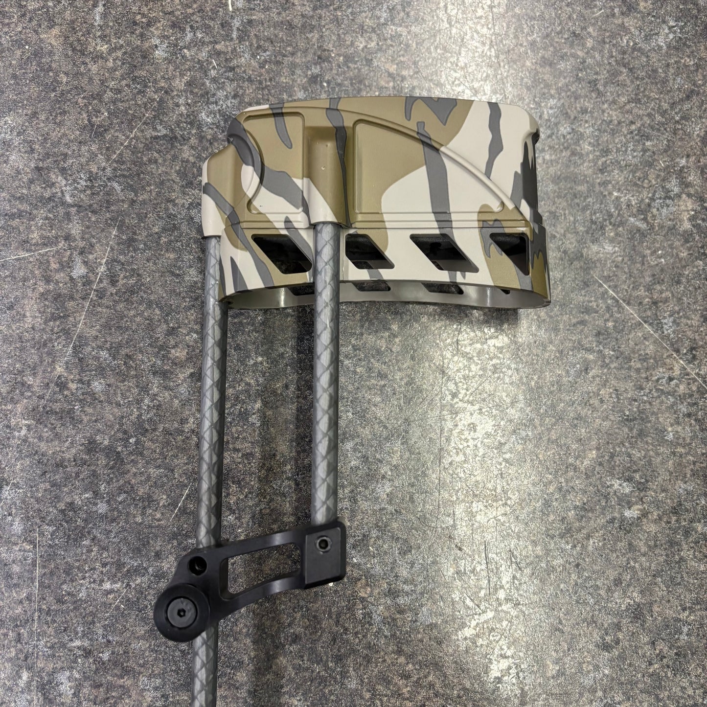 Used Mathews LowPro Detachable Right Hand Quiver Bottomlands