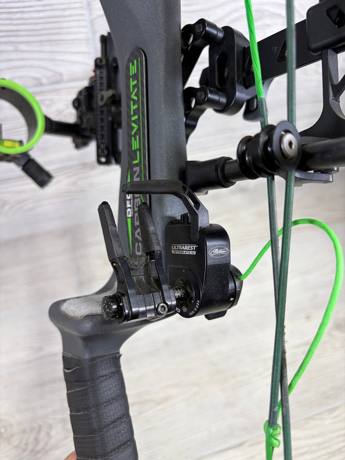 Used PSE Carbon Levitate Right Hand EC2 Cam Nock On Edition Charcoal