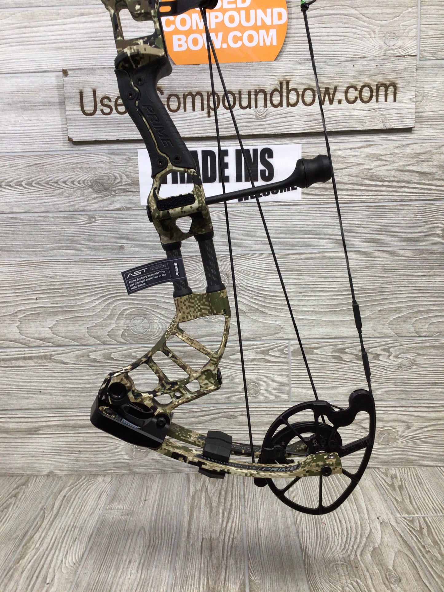Prime Divide 31/6 60-70# Right Handed Subalpine
